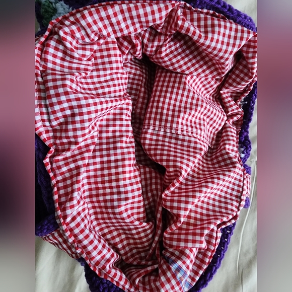 Women's Crochet Handmade Tote Bag with liner and a pocket - Picture 8 of 10